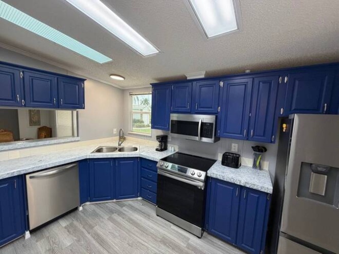19864 Gator Creek Ct. #30H, North Fort Myers, Florida 33903, 3 Bedroom Bedrooms, ,2 BathroomBathrooms,Mobile/manufactured,For Sale,Gator Creek Ct.,11994684