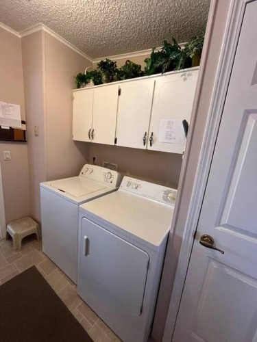 19522 Ravines Ct #34F, North Fort Myers, Florida 33903, 2 Bedroom Bedrooms, ,2 BathroomBathrooms,Mobile/manufactured,For Sale,Ravines Ct,11676681
