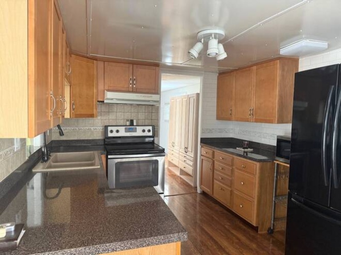 2320 BeeRidge Road #132, Sarasota, Florida 34239, 1 Bedroom Bedrooms, ,1 BathroomBathrooms,Mobile/manufactured,For Sale,BeeRidge Road,12003614
