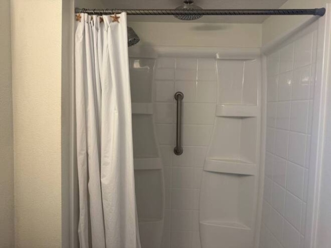 2320 BeeRidge Road #132, Sarasota, Florida 34239, 1 Bedroom Bedrooms, ,1 BathroomBathrooms,Mobile/manufactured,For Sale,BeeRidge Road,12003614