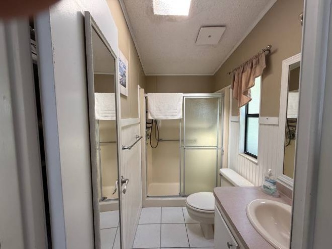 6493 Wakefield Ln, Sarasota, Florida 34241, 2 Bedroom Bedrooms, ,2 BathroomBathrooms,Mobile/manufactured,For Sale,Wakefield Ln,12005445