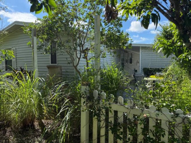 6493 Wakefield Ln, Sarasota, Florida 34241, 2 Bedroom Bedrooms, ,2 BathroomBathrooms,Mobile/manufactured,For Sale,Wakefield Ln,12005445
