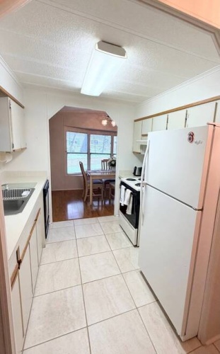 19220 Indian Wells Ct. #32-O, North Fort Myers, Florida 33903, 2 Bedroom Bedrooms, ,2 BathroomBathrooms,Mobile/manufactured,For Sale,Indian Wells Ct.,12017683