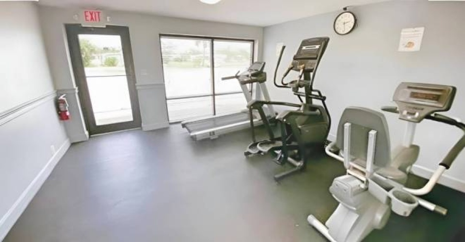 100 Circle Drive, Nokomis, Florida 34275, 1 Bedroom Bedrooms, ,1 BathroomBathrooms,Mobile/manufactured,For Sale,Circle Drive,12024357