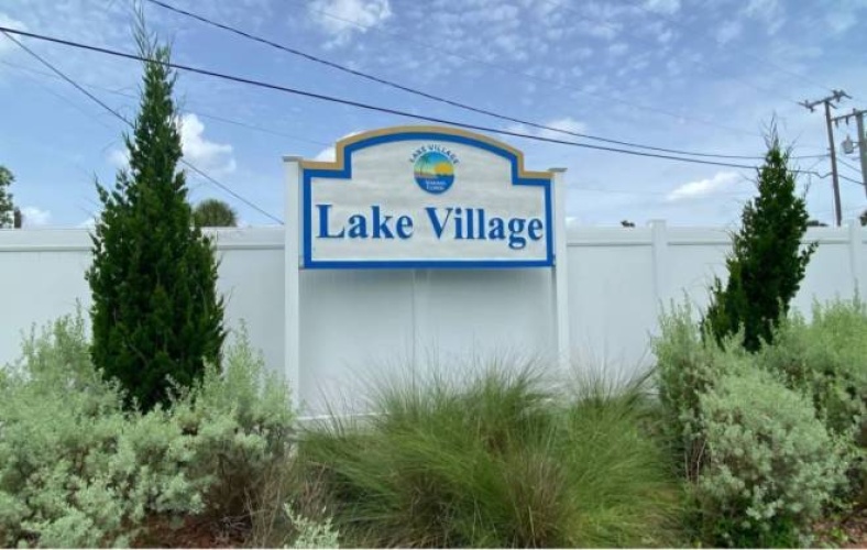 100 Circle Drive, Nokomis, Florida 34275, 1 Bedroom Bedrooms, ,1 BathroomBathrooms,Mobile/manufactured,For Sale,Circle Drive,12024357