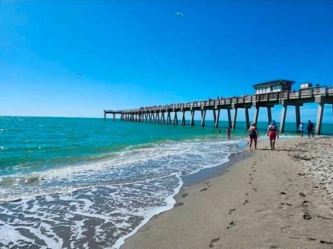 100 Circle Drive, Nokomis, Florida 34275, 1 Bedroom Bedrooms, ,1 BathroomBathrooms,Mobile/manufactured,For Sale,Circle Drive,12024357