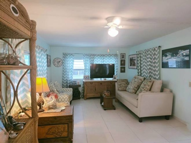 100 Circle Drive, Nokomis, Florida 34275, 1 Bedroom Bedrooms, ,1 BathroomBathrooms,Mobile/manufactured,For Sale,Circle Drive,12024357