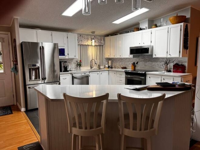 5536 Tewkesbury, Sarasota, Florida 34241, 2 Bedroom Bedrooms, ,2 BathroomBathrooms,Mobile/manufactured,For Sale,Tewkesbury,12023014