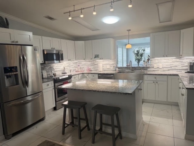 6326 Lichfield Ln., Sarasota, Florida 34241, 2 Bedroom Bedrooms, ,2 BathroomBathrooms,Mobile/manufactured,For Sale,Lichfield Ln.,12033499