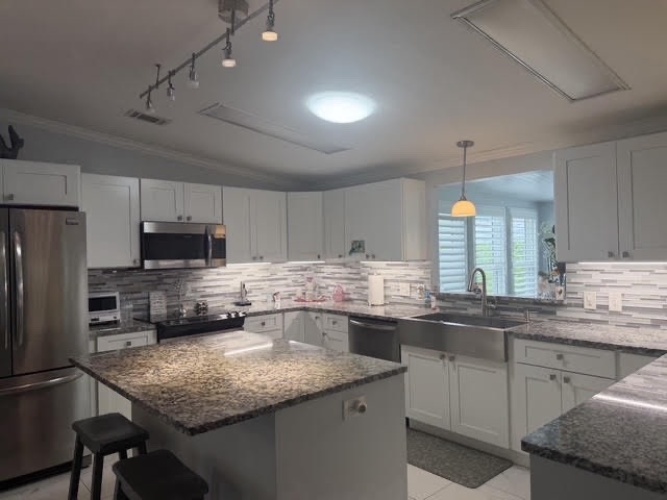 6326 Lichfield Ln., Sarasota, Florida 34241, 2 Bedroom Bedrooms, ,2 BathroomBathrooms,Mobile/manufactured,For Sale,Lichfield Ln.,12033499