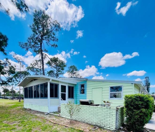 9850 Tamarron Ct #50I, North Fort Myers, Florida 33903, 2 Bedroom Bedrooms, ,2 BathroomBathrooms,Mobile/manufactured,For Sale,Tamarron Ct,11694418