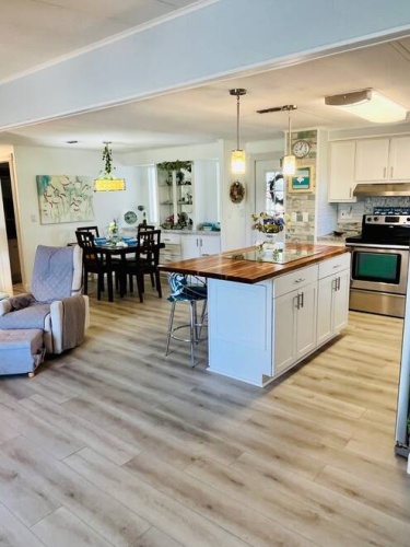 9850 Tamarron Ct #50I, North Fort Myers, Florida 33903, 2 Bedroom Bedrooms, ,2 BathroomBathrooms,Mobile/manufactured,For Sale,Tamarron Ct,11694418