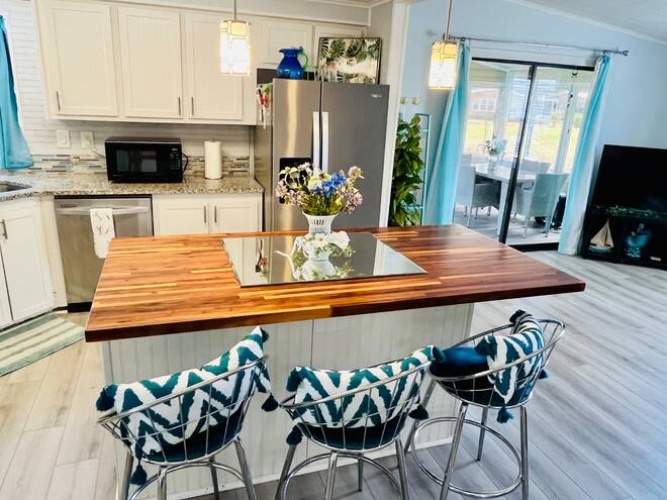 9850 Tamarron Ct #50I, North Fort Myers, Florida 33903, 2 Bedroom Bedrooms, ,2 BathroomBathrooms,Mobile/manufactured,For Sale,Tamarron Ct,11694418