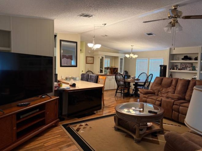 6450 Lichfield Ln., Sarasota, Florida 34241, 2 Bedroom Bedrooms, ,2 BathroomBathrooms,Mobile/manufactured,For Sale,Lichfield Ln.,12036597