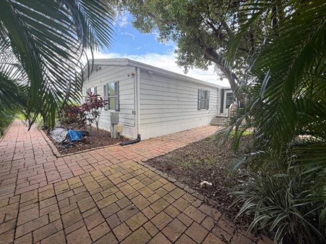 6450 Lichfield Ln., Sarasota, Florida 34241, 2 Bedroom Bedrooms, ,2 BathroomBathrooms,Mobile/manufactured,For Sale,Lichfield Ln.,12036597