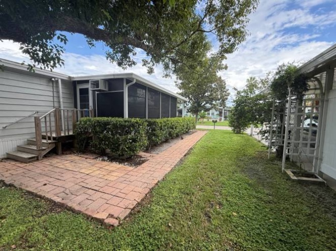 6450 Lichfield Ln., Sarasota, Florida 34241, 2 Bedroom Bedrooms, ,2 BathroomBathrooms,Mobile/manufactured,For Sale,Lichfield Ln.,12036597
