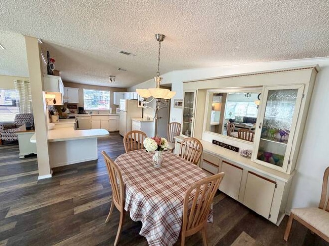 19822 Diamond Hill Ct. #16-I, North Fort Myers, Florida 33903, 2 Bedroom Bedrooms, 9 Room Rooms,2 BathroomBathrooms,Mobile/manufactured,For Sale,Diamond Hill Ct.,12038272