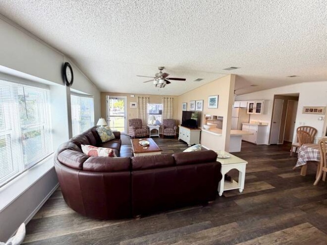 19822 Diamond Hill Ct. #16-I, North Fort Myers, Florida 33903, 2 Bedroom Bedrooms, 9 Room Rooms,2 BathroomBathrooms,Mobile/manufactured,For Sale,Diamond Hill Ct.,12038272