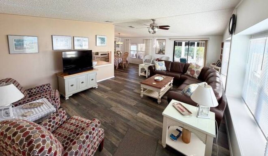 19822 Diamond Hill Ct. #16-I, North Fort Myers, Florida 33903, 2 Bedroom Bedrooms, 9 Room Rooms,2 BathroomBathrooms,Mobile/manufactured,For Sale,Diamond Hill Ct.,12038272