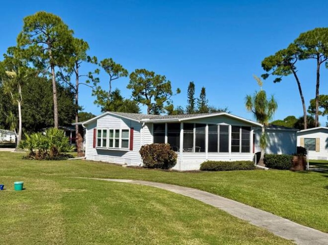 19822 Diamond Hill Ct. #16-I, North Fort Myers, Florida 33903, 2 Bedroom Bedrooms, 9 Room Rooms,2 BathroomBathrooms,Mobile/manufactured,For Sale,Diamond Hill Ct.,12038272